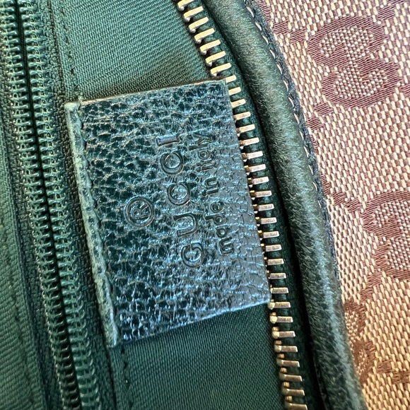 Authentic GUCCI Abbey D-ring Hobo in Green Strap - Picture 15 of 15